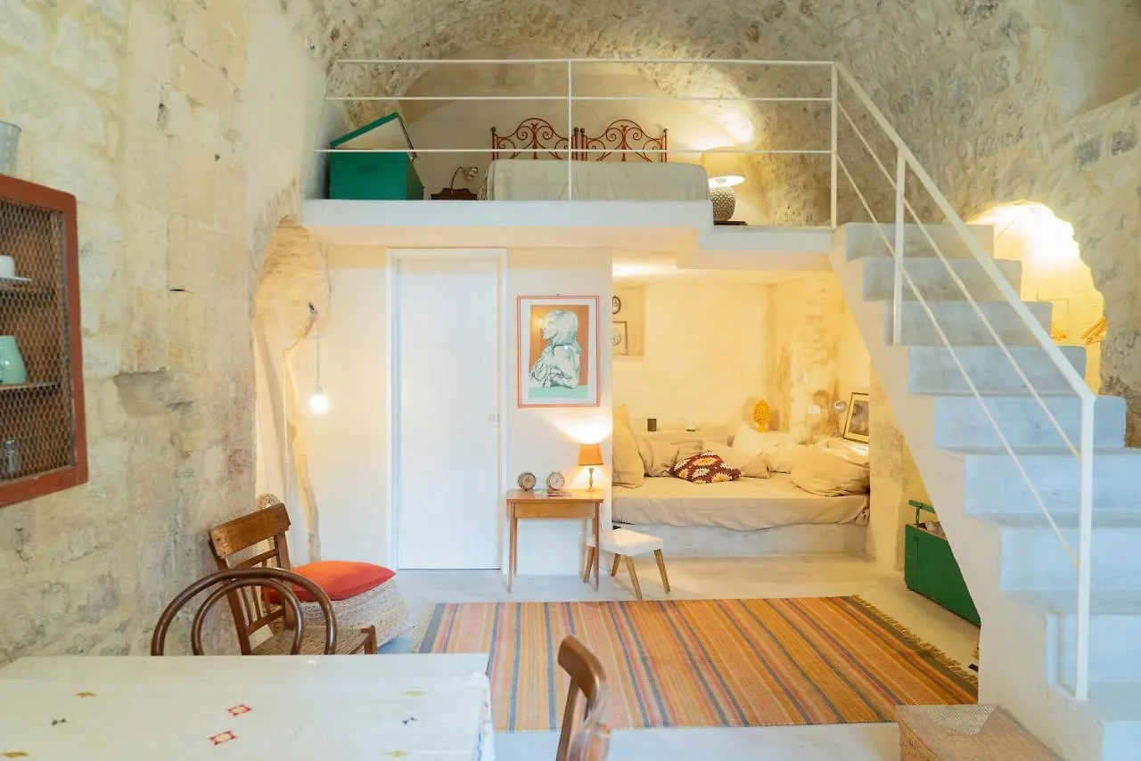 Dammusi Beneventano Apartment Scicli