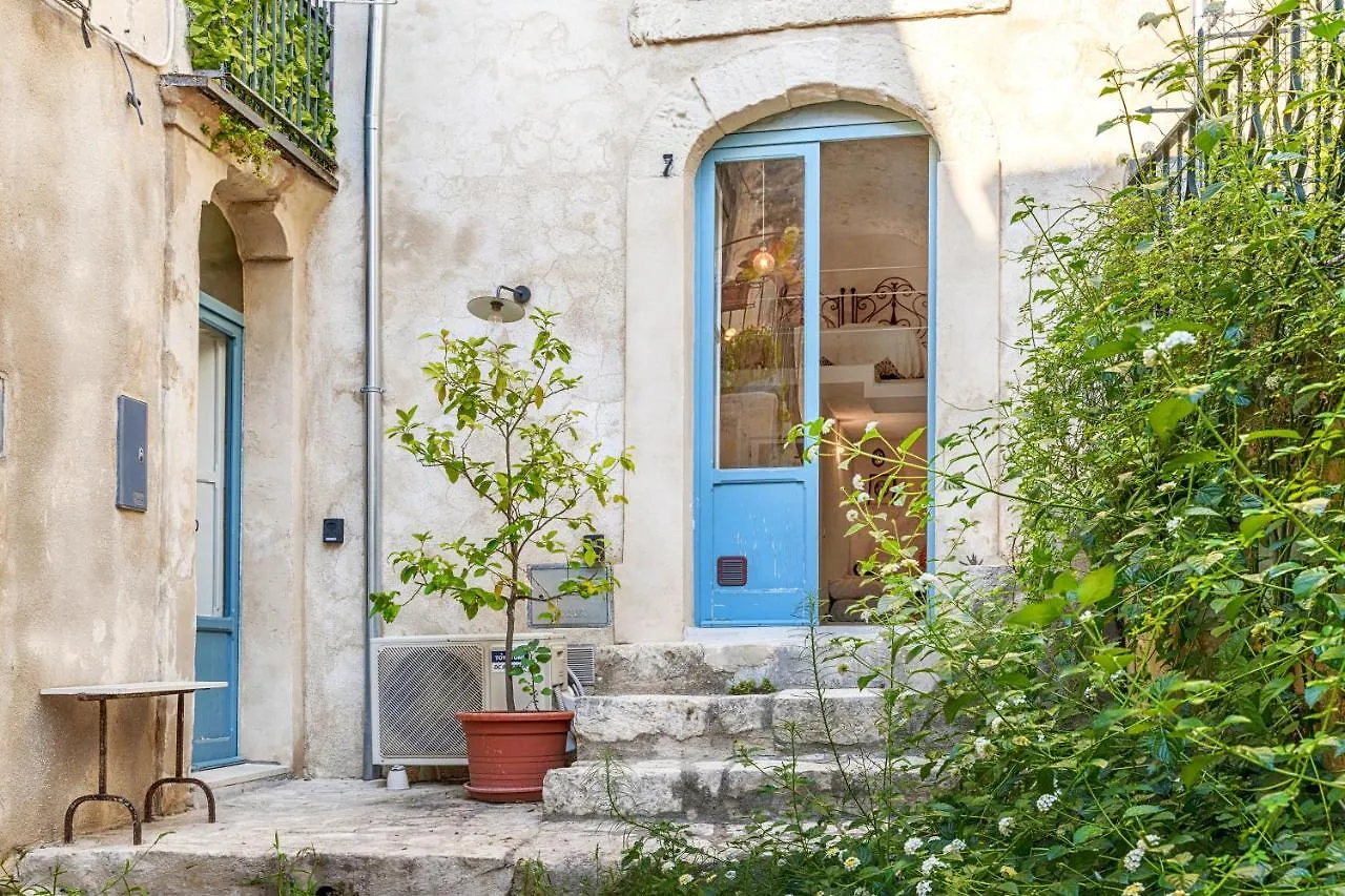 Dammusi Beneventano Apartment Scicli