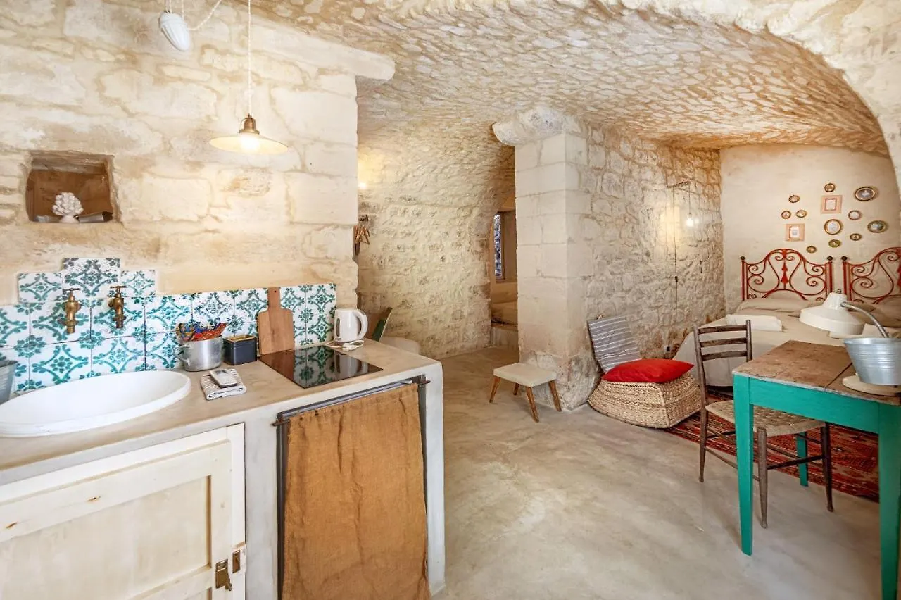 Dammusi Beneventano Apartment Scicli